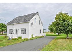 310 JD Gauthier BLVD  Shippagan, NB E8S 1R4