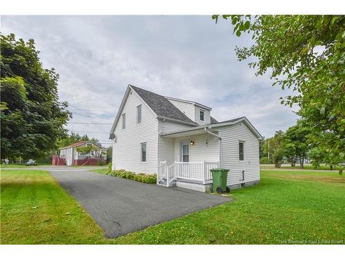 310 Jd Gauthier Blvd, Shippagan, NB 
