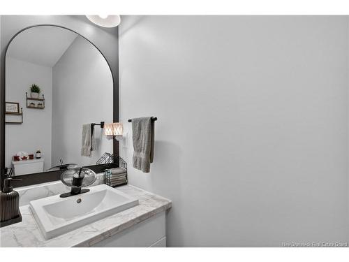 25 Alberta, Dieppe, NB 