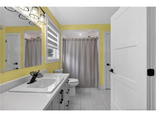 25 Alberta, Dieppe, NB 