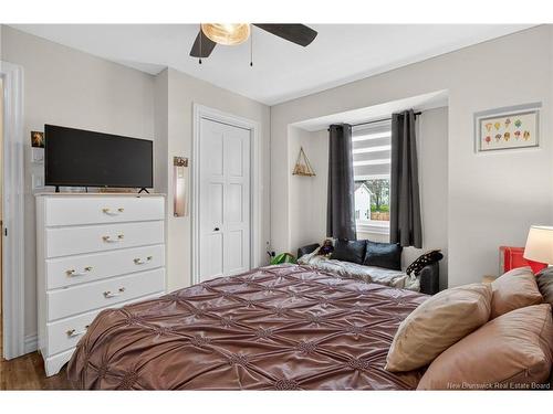 25 Alberta, Dieppe, NB 