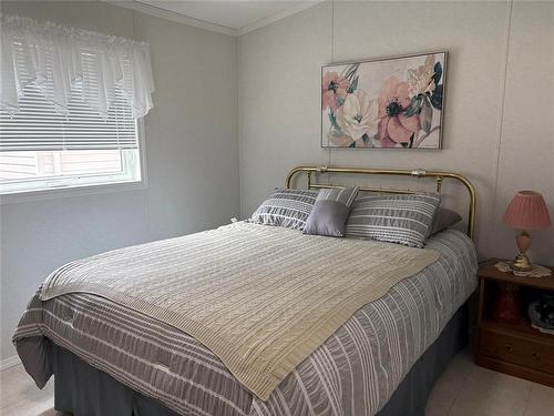41 Eagle Way, Brandon, MB - Indoor Photo Showing Bedroom