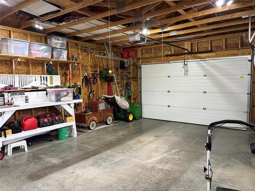 41 Eagle Way, Brandon, MB - Indoor Photo Showing Garage