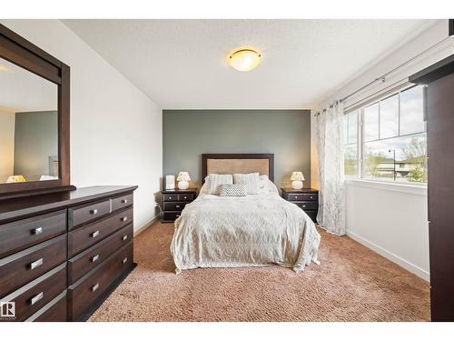20722 56A Av Nw, Edmonton, AB 