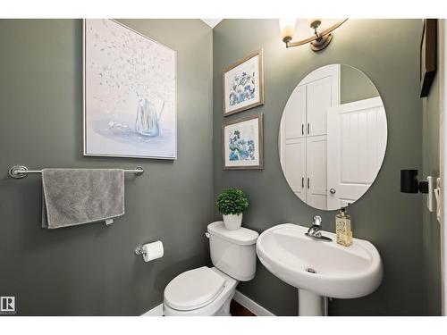 20722 56A Av Nw, Edmonton, AB 