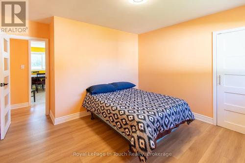 859 Cedar Point Road, Tiny, ON - Indoor Photo Showing Bedroom
