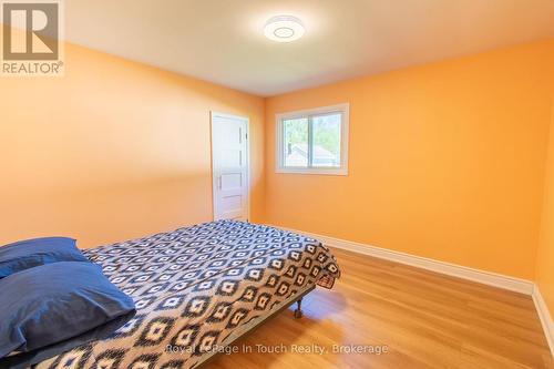 859 Cedar Point Road, Tiny, ON - Indoor Photo Showing Bedroom