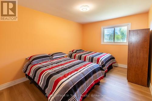 859 Cedar Point Road, Tiny, ON - Indoor Photo Showing Bedroom