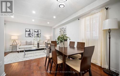 2470 Strathmore Crescent, Mississauga, ON - Indoor Photo Showing Dining Room