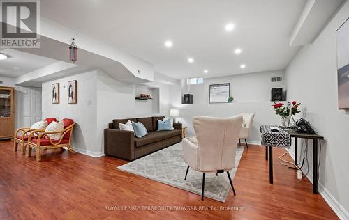 2470 Strathmore Crescent, Mississauga, ON - Indoor