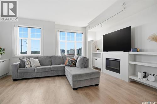 737 Meadows Boulevard, Saskatoon, SK 
