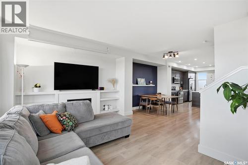 737 Meadows Boulevard, Saskatoon, SK 