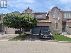 63C VIEW GREEN CRESCENT  Toronto, ON M9W 7E1