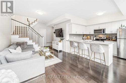 322 - 15 WHITAKER WAY  Whitchurch-Stouffville, ON L4A 0W5