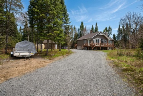 Stationnement - 21 Imp. De L'Eau-Vive, Saint-Donat, QC - Outdoor With Deck Patio Veranda