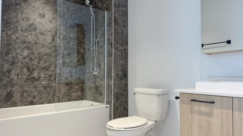 Bathroom - 109-16 Rue St-Joseph, Sainte-Agathe-Des-Monts, QC - Indoor Photo Showing Bathroom