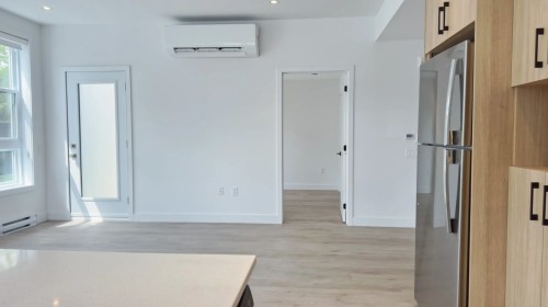 Kitchen - 109-16 Rue St-Joseph, Sainte-Agathe-Des-Monts, QC - Indoor Photo Showing Other Room