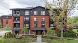 175 Rue De Langloiserie  Rosemère, QC J7A 0A9