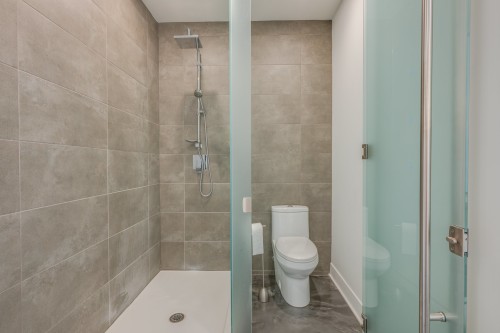 Master Bathroom - 102-175 Rue De Langloiserie, Rosemère, QC - Indoor Photo Showing Bathroom