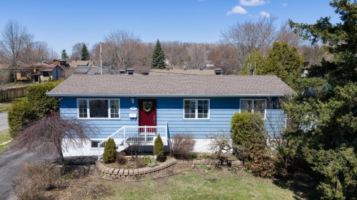 67 22e Avenue  Pincourt, QC J7W 4S2