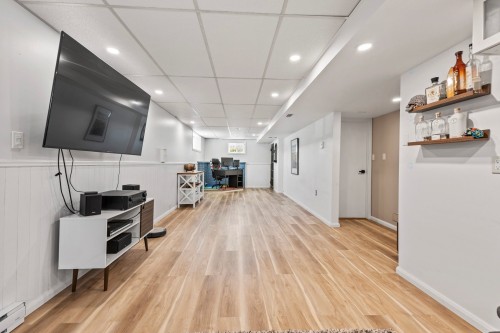 Salle de jeux - 67 22E Avenue, Pincourt, QC - Indoor Photo Showing Other Room