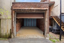 Garage - 