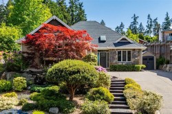 174 Sunningdale Rd EAST Qualicum Beach, BC V9K 1L1