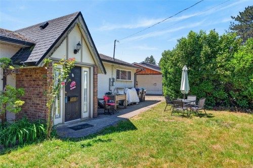 295 Centennial Dr, Courtenay, BC 