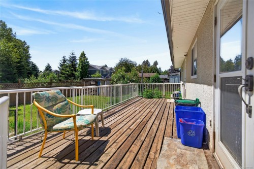 295 Centennial Dr, Courtenay, BC 