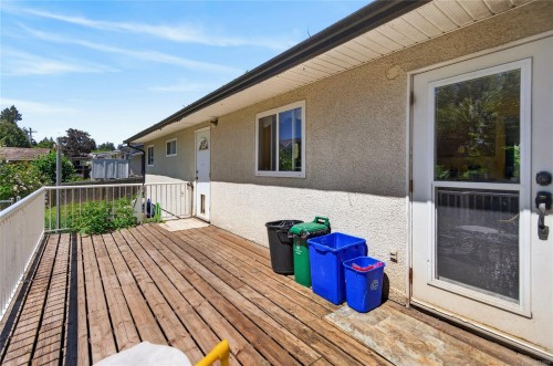 295 Centennial Dr, Courtenay, BC 