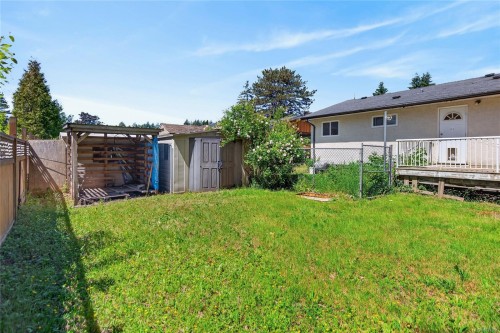295 Centennial Dr, Courtenay, BC 