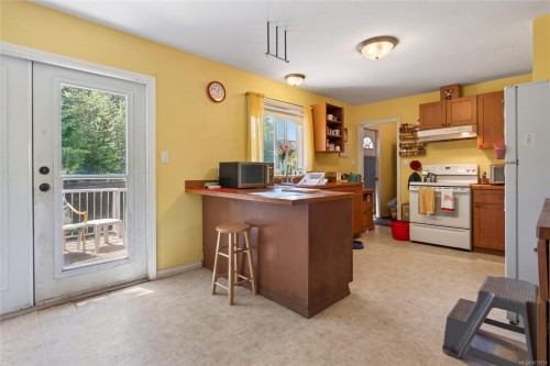 295 Centennial Dr, Courtenay, BC 