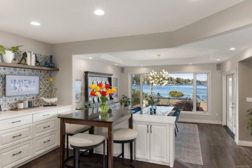 2450 Whidby Lane, Sidney, BC 