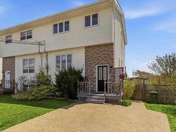 31 Cannon Crescent Eastern Passage, NS B3G 1E9