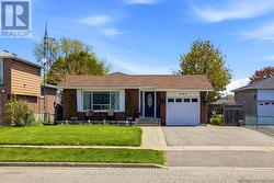 805 WEST SHORE BOULEVARD Pickering, ON L1W 2V5