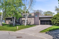 11 Sandpiper Court Toronto, ON M3A 3G7