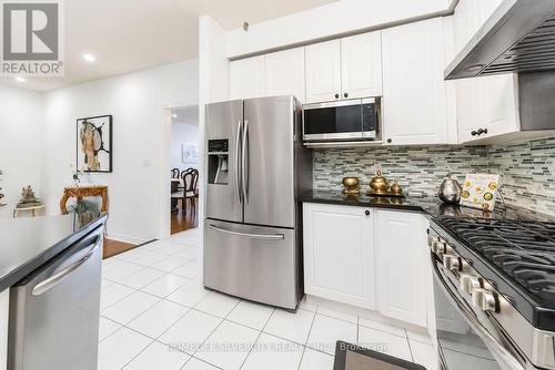 61 Pinebrook Circle, Caledon, ON - Indoor Photo Showing Kitchen With Stainless Steel Kitchen With Upgraded Kitchen