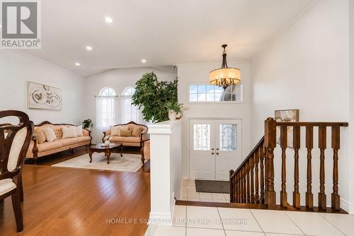 61 Pinebrook Circle, Caledon, ON - Indoor Photo Showing Other Room