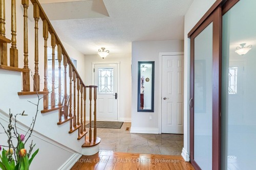 3026 Dalehurst Drive, Mississauga, ON - Indoor Photo Showing Other Room