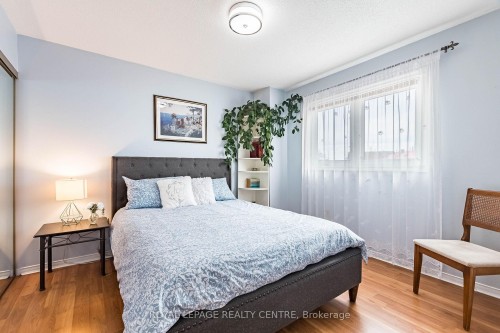 3026 Dalehurst Drive, Mississauga, ON - Indoor Photo Showing Bedroom