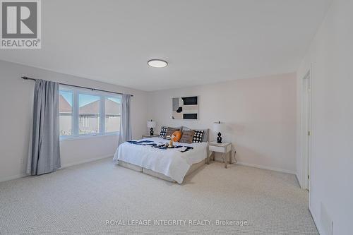 Primary Bedroom - 102 Whitestone Drive, Ottawa, ON - Indoor Photo Showing Bedroom