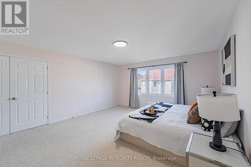 Primary Bedroom - 102 Whitestone Drive, Ottawa, ON - Indoor Photo Showing Bedroom