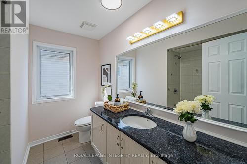 Main Bathroom - 102 Whitestone Drive, Ottawa, ON - Indoor Photo Showing Bathroom