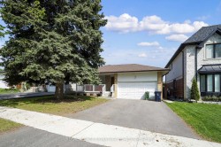 22 Hamptonbrook Drive Toronto, ON M9P 1A1