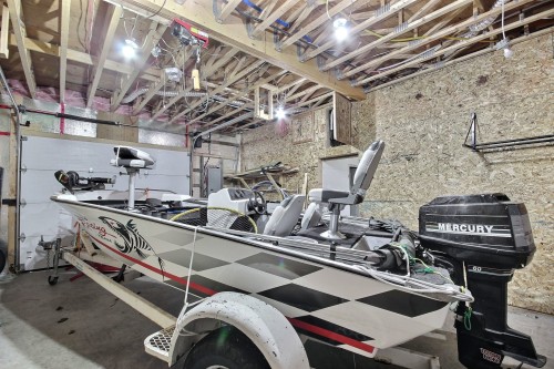 Garage - 4891 Av. Larivière, Rouyn-Noranda, QC - Indoor