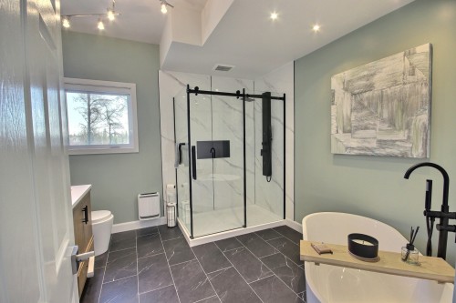 Salle de bains - 4891 Av. Larivière, Rouyn-Noranda, QC - Indoor Photo Showing Bathroom