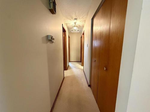 737 Confederation Drive, Thunder Bay, ON - Indoor Photo Showing Other Room