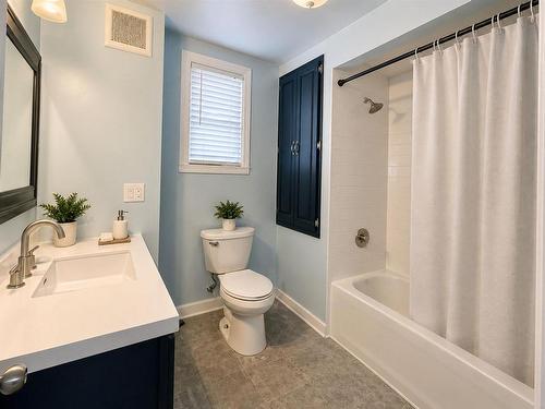 1202 Second Street E, Fort Frances, ON - Indoor Photo Showing Bathroom
