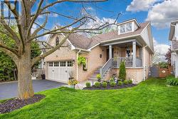 45 ROSEMARIE CRESCENT  Whitby, ON L1M 1G6