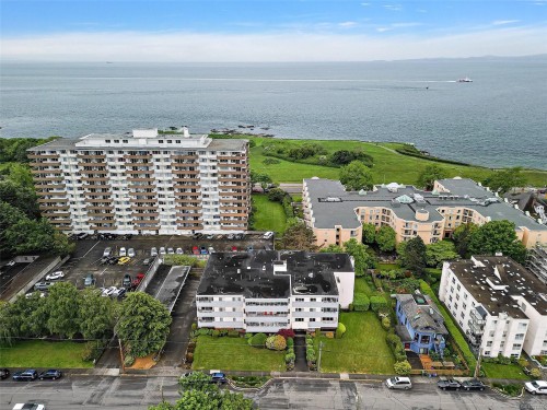 203-545 Rithet St  Victoria, BC V8V 1E4